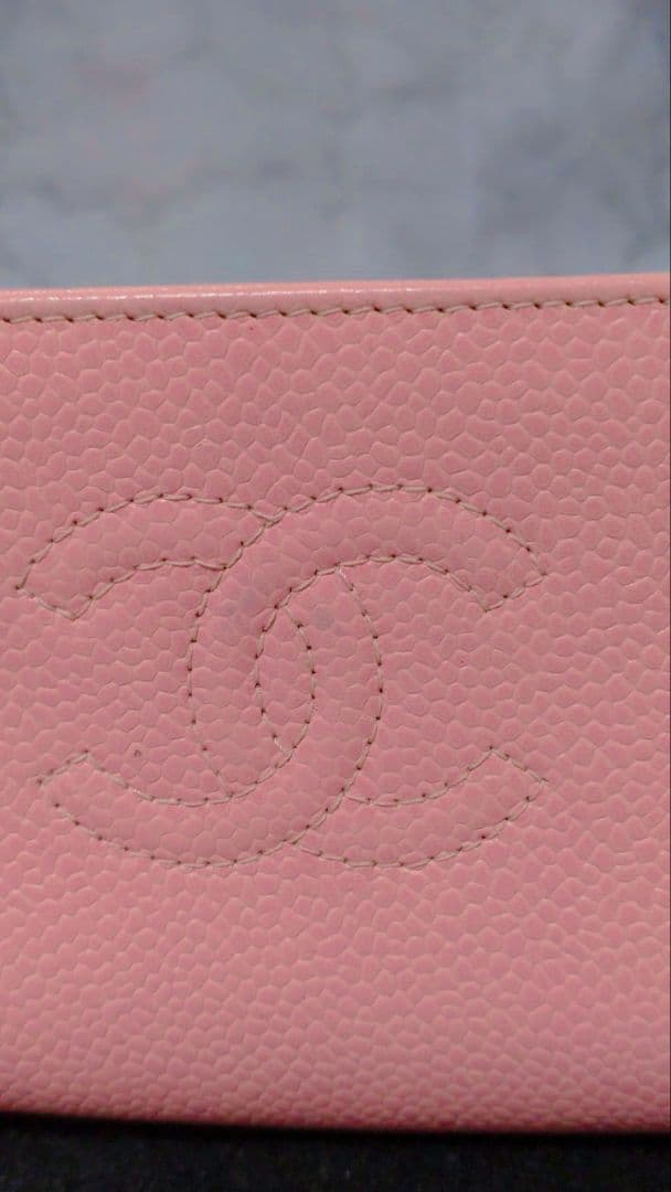 CHANEL ピンクレザーポーチ