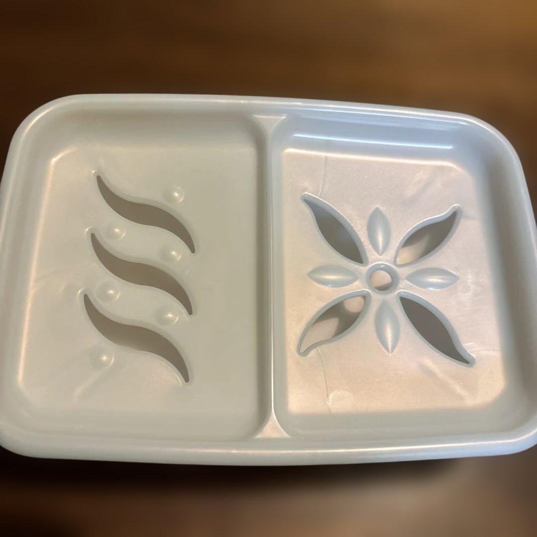 ヴァーナル　アンクソープ　センシティブザイフ　90g 4個　受皿　新品