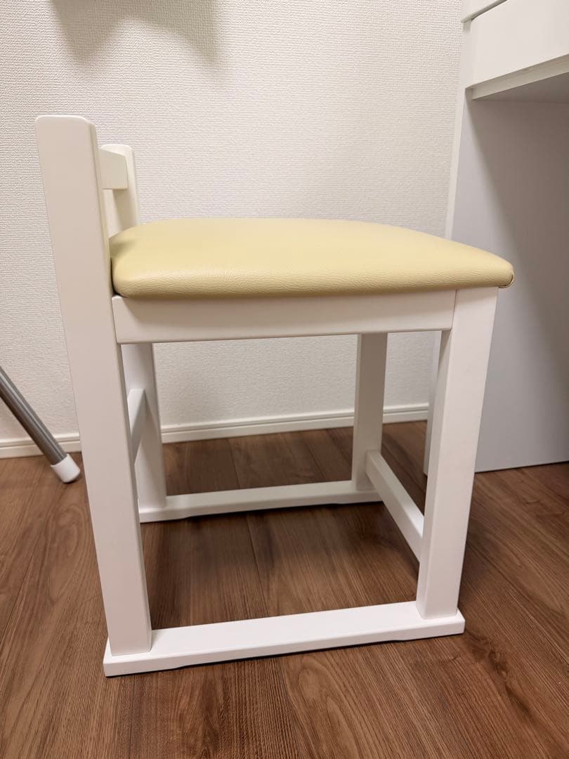 最終値下げ　NITORI ホワイト ドレッサー 鏡台　美品　即購入　椅子付き