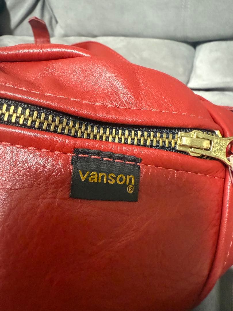 8*5様 vanson レザー ボディバッグ レッド