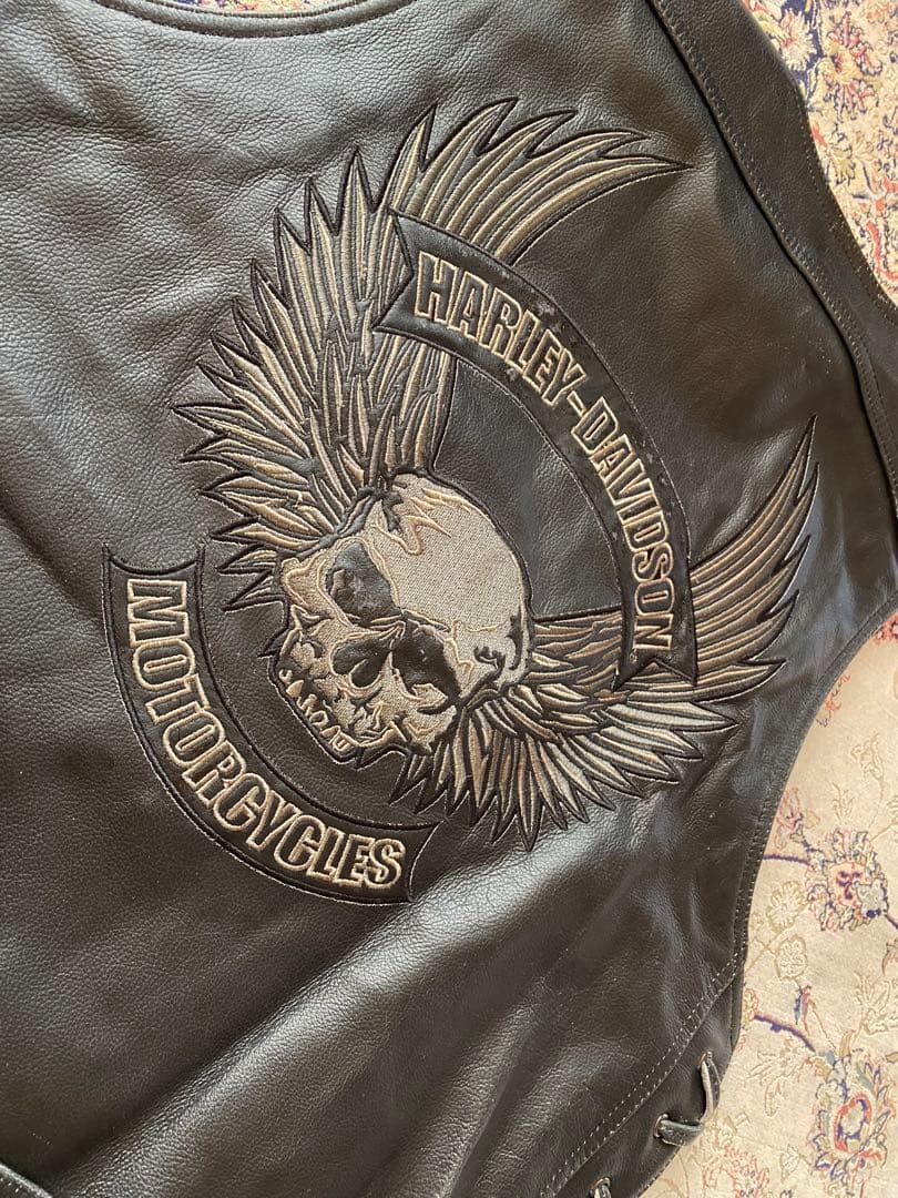 新品未使用Harley-Davidsonレザーベスト スカルベスト 現品限り激安