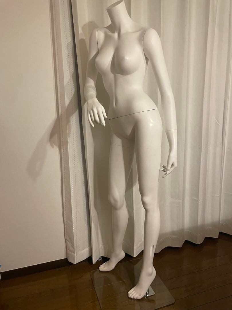 レディースマネキン　スレンダー