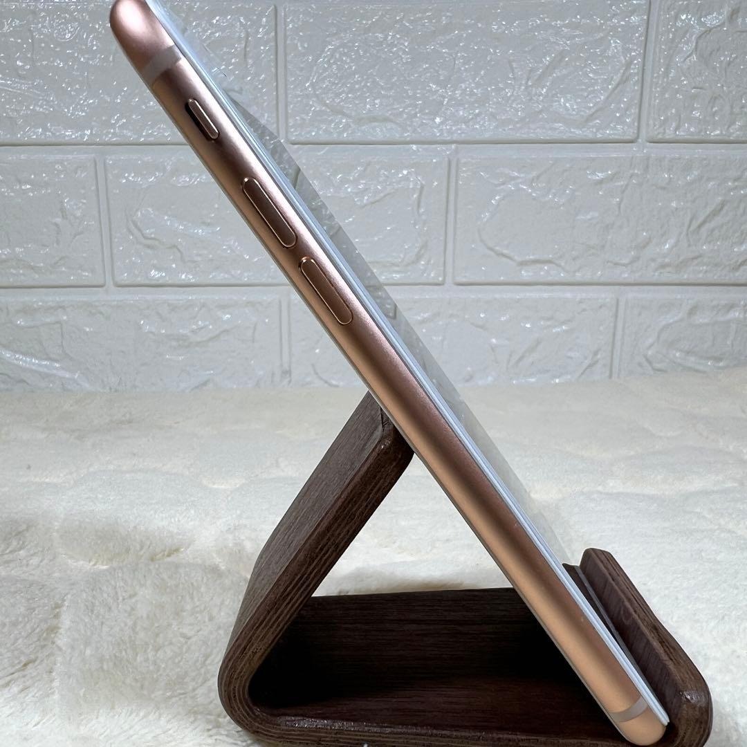 ☺︎【液晶背面美品】iphone8 64G バッテリー100%