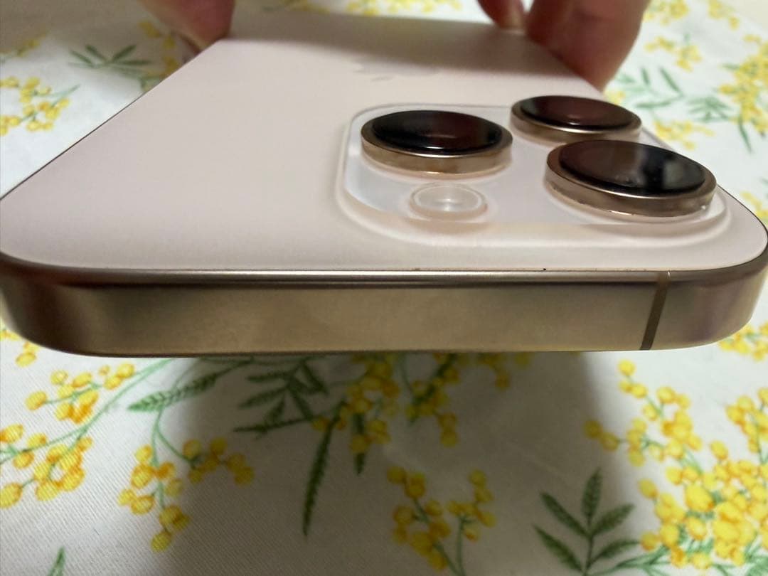 iPhone 16 Pro 256GB デザートチタニウム 本体 SIMフリー