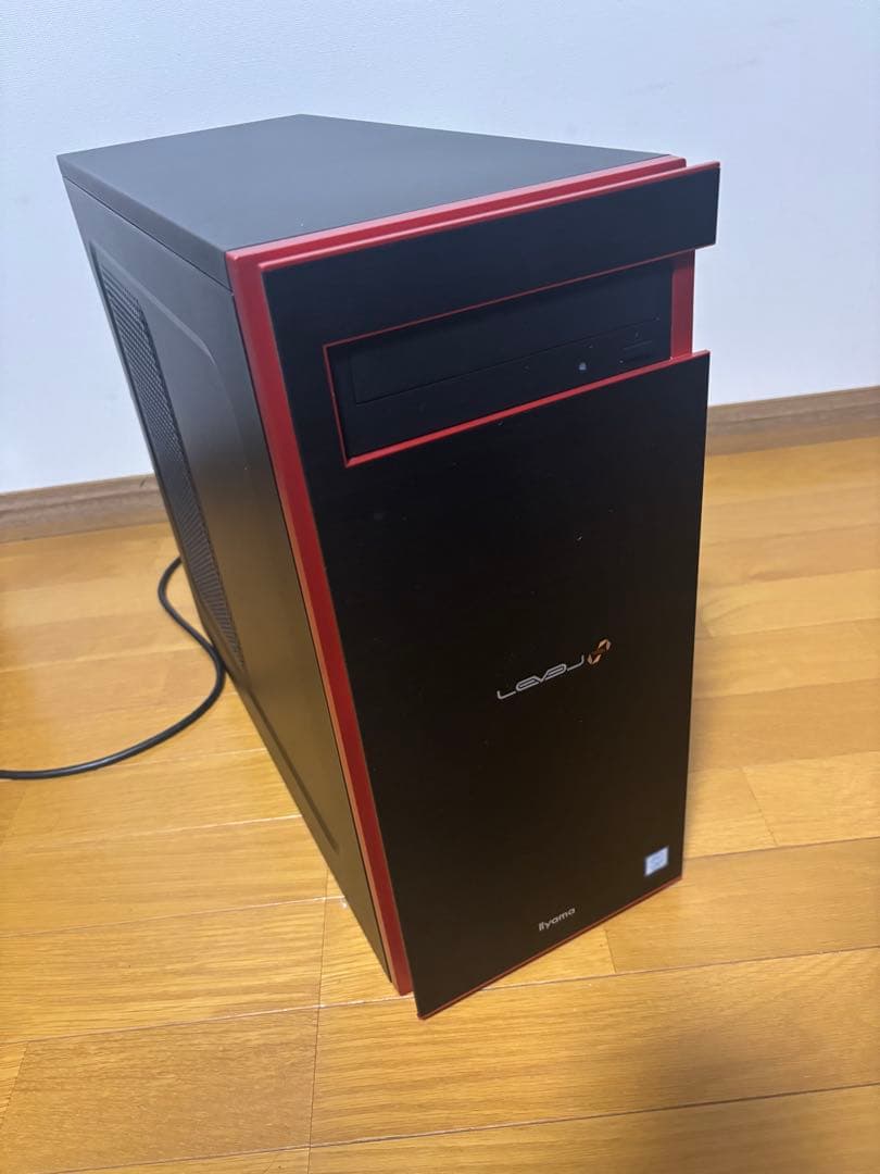 雨なんで値下げ！iiyamaのlevel ♾ゲーミングPC中古 i7 新品SSD