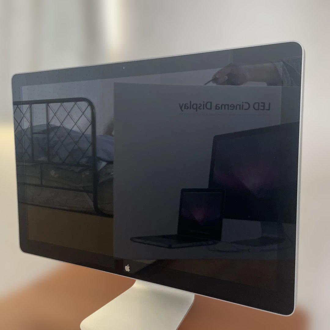 Apple LED Cinema Display 24インチ MB382J/A