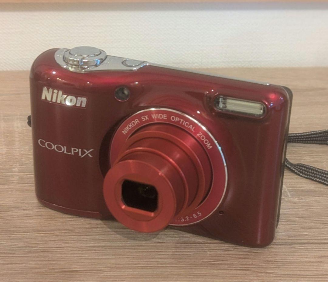 ♥ほぼ新品・未使用品♥ニコン Nikon COOLPIX L30 レッド