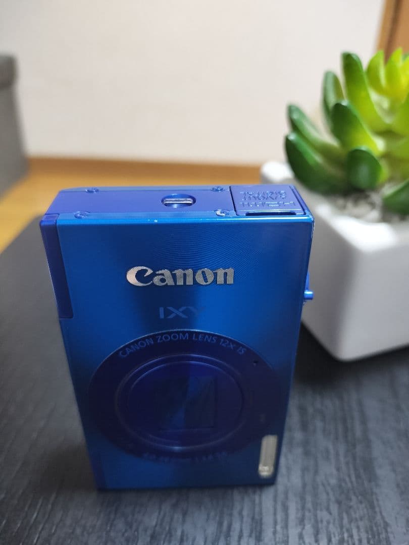 キャノンIXY3　バッテリー充電器　携帯ケース付き
