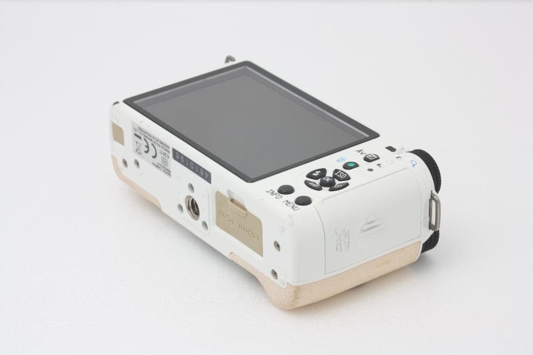 ペンタックス PENTAX Q10 ボディ ホワイト 完動品 #353b