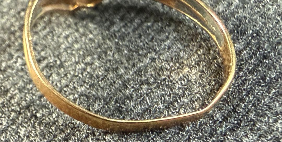 K18 リング　重さ1.3g 13号　 金製品　変形有