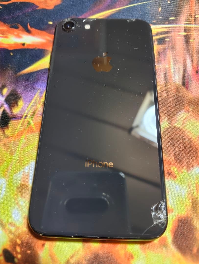 Apple iPhone 8 スペースグレー 本体　265gb