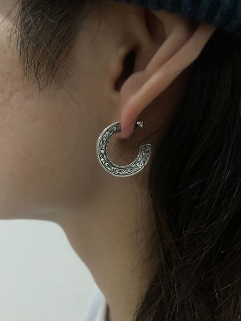 アクセサリー ANTIDOTE BUYERS CLUB Engraved Triangle