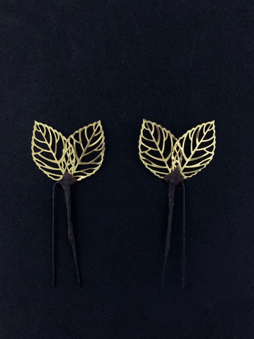 つまみ細工　髪飾り　黒　赤　ゴールドセット