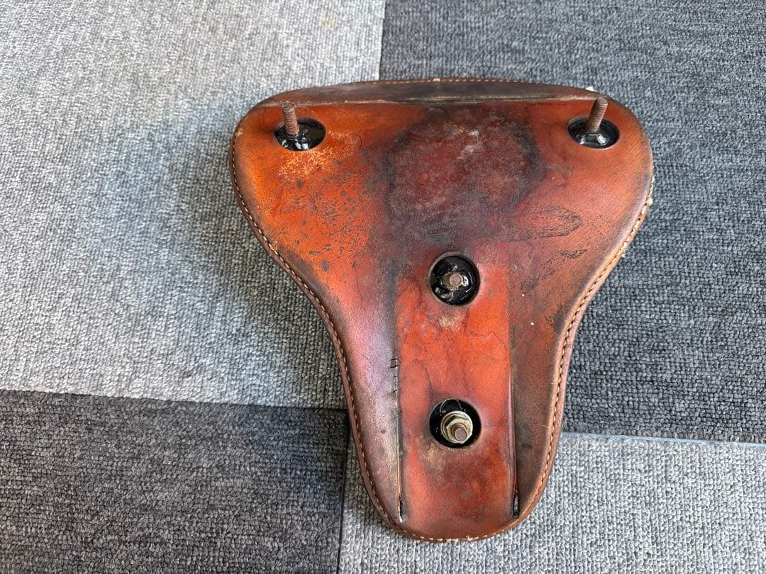 レザー製ソロシート 汎用