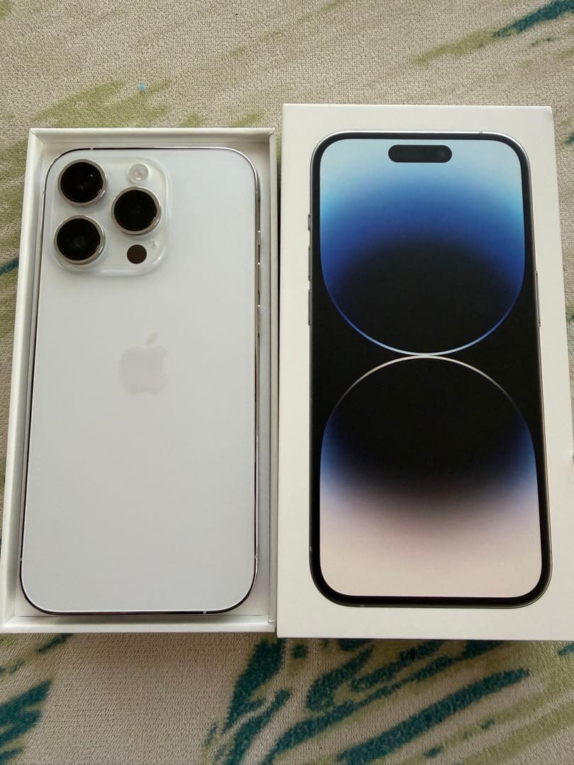 スマートフォン本体 Sakura