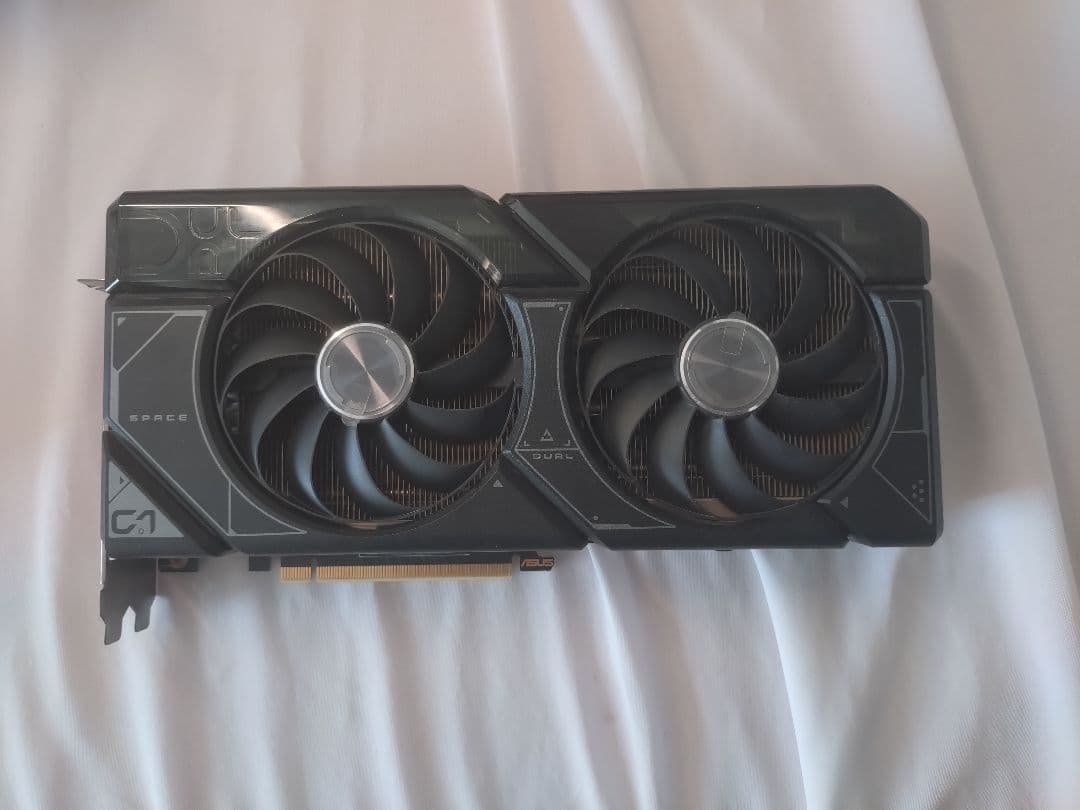 ASUS Dual GeForce RTX™- 4070 -O12G