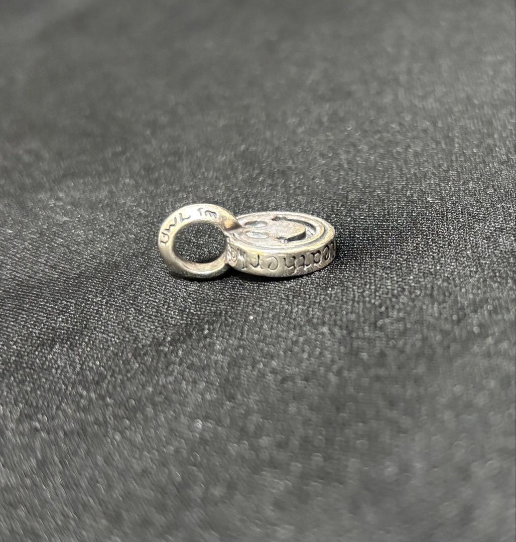 BWL ビルウォールレザー　ハッピーフェイス ペンダント