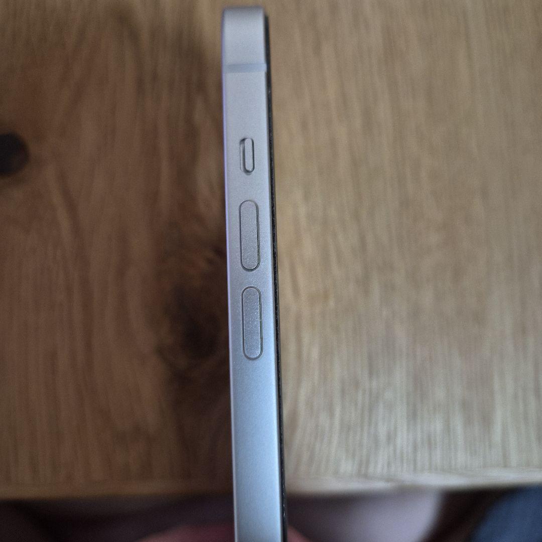 Apple iPhone 1４　plus　6.7インチ　128GB ホワイ 本体