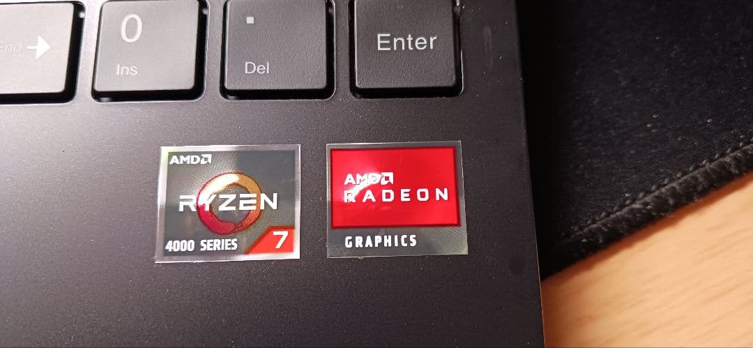 AMD Ryzen 7 4000 Series ノートPC 本体