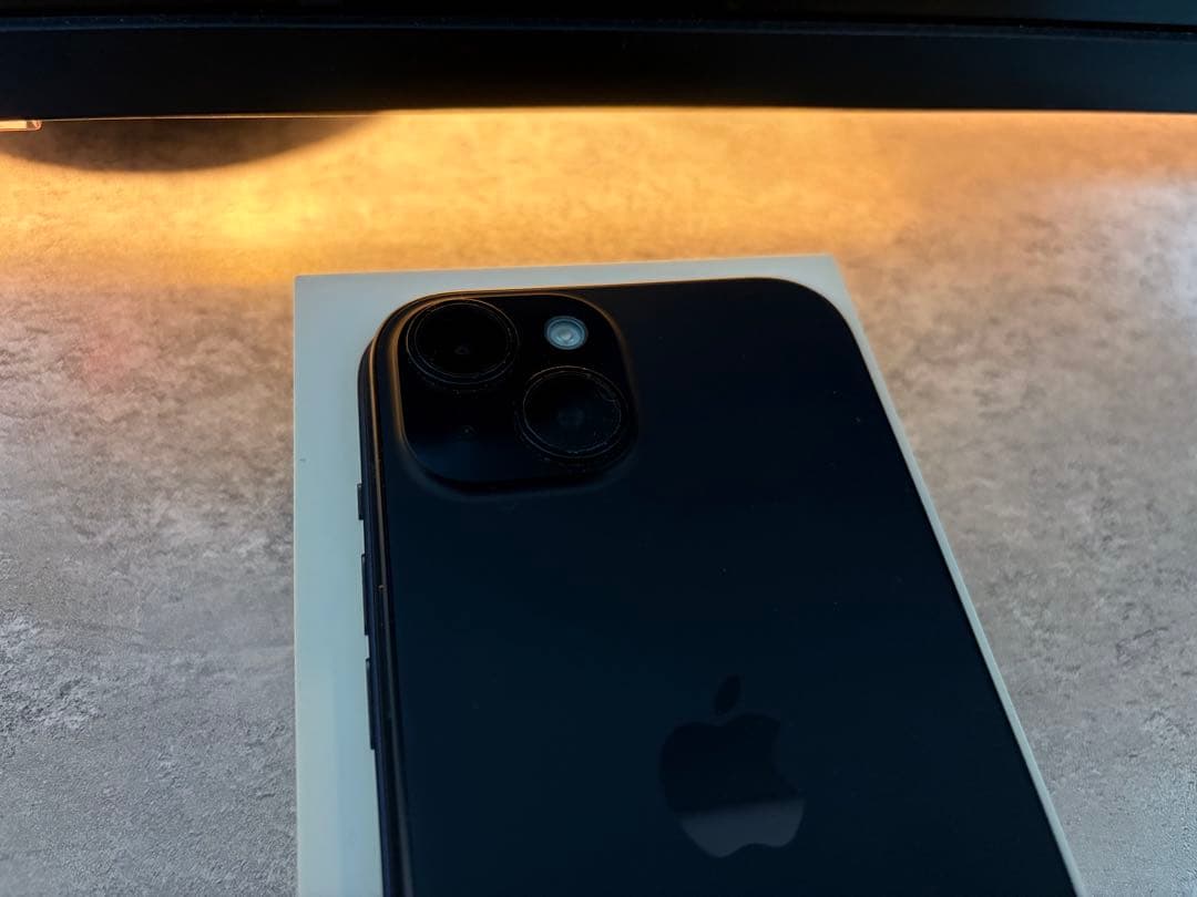 Apple iPhone 15 ブラック 本体 simフリー