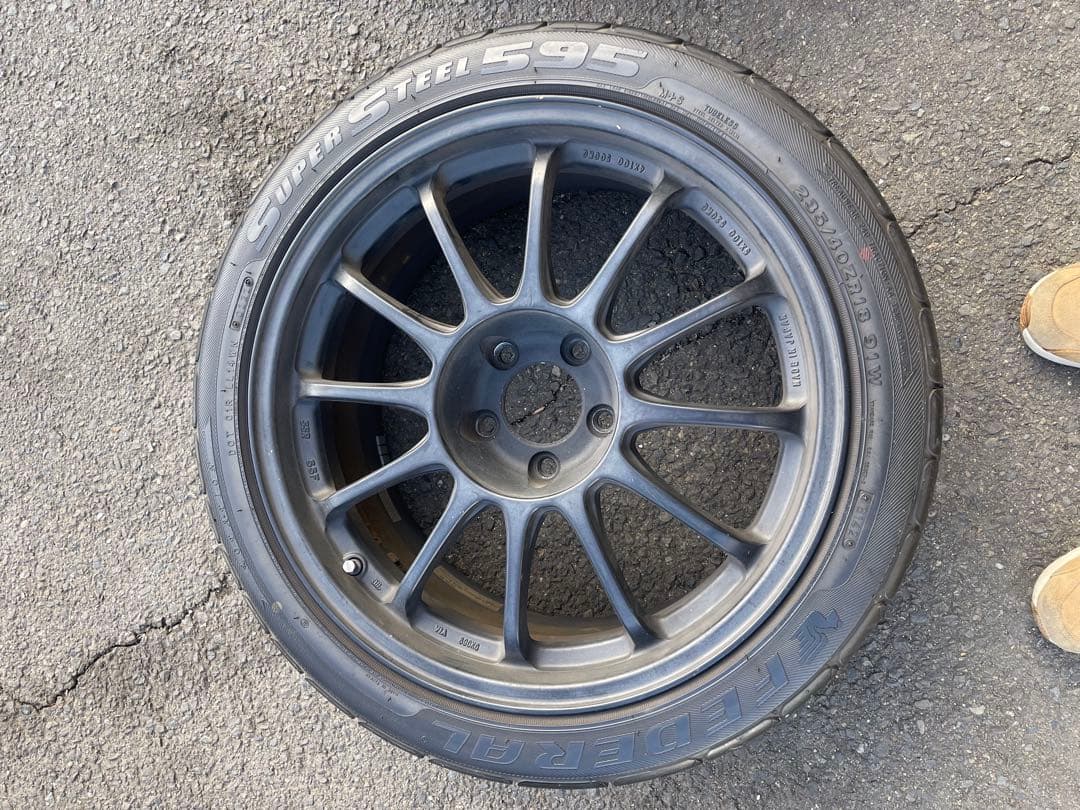 SSR TypeF 18インチ　235 40 18