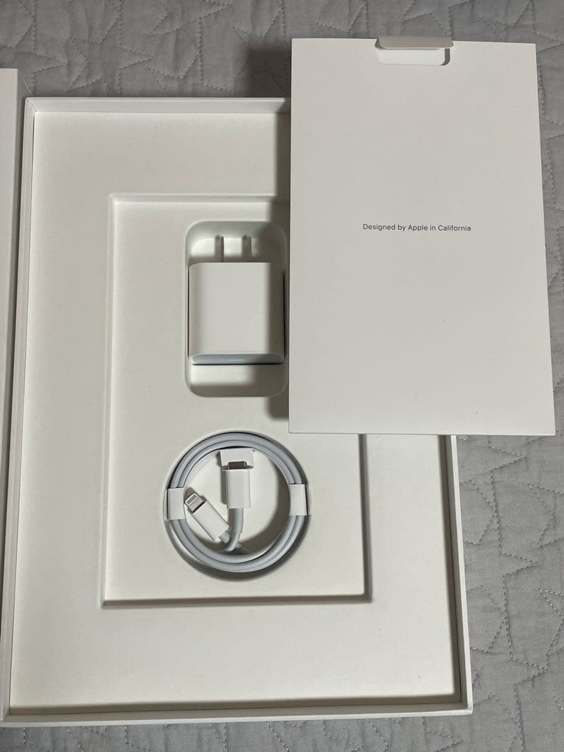 Apple iPad 第9世代 10.2インチ スペースグレー 本体