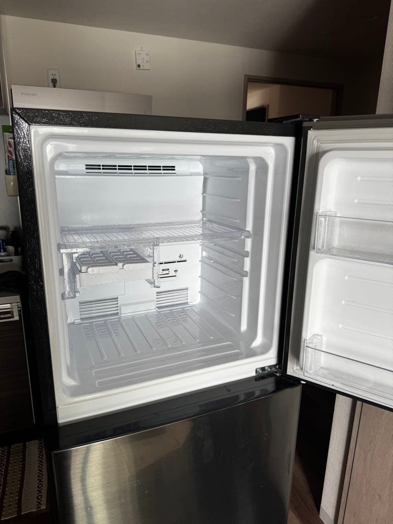 teru様　ご家族　専用　　シャープ 冷蔵庫(幅54.5cm) 225L 右