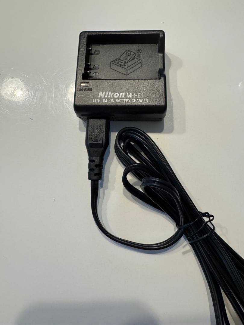 Nikon COOLPIX P4 コンパクトデジタルカメラ