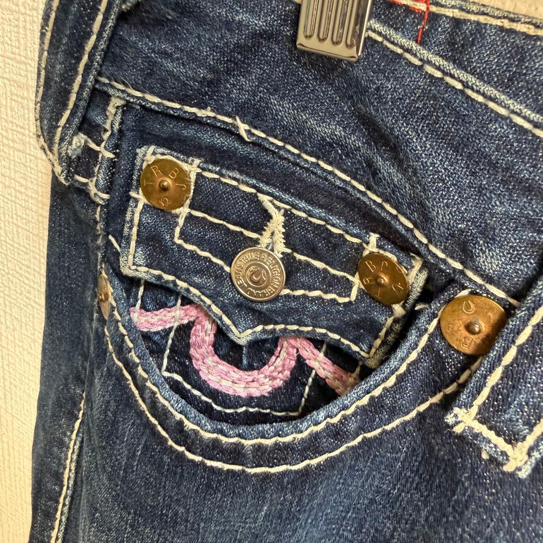652 トゥルーレリジョン JOEY ピンク刺繍フレアデニム USA製 25