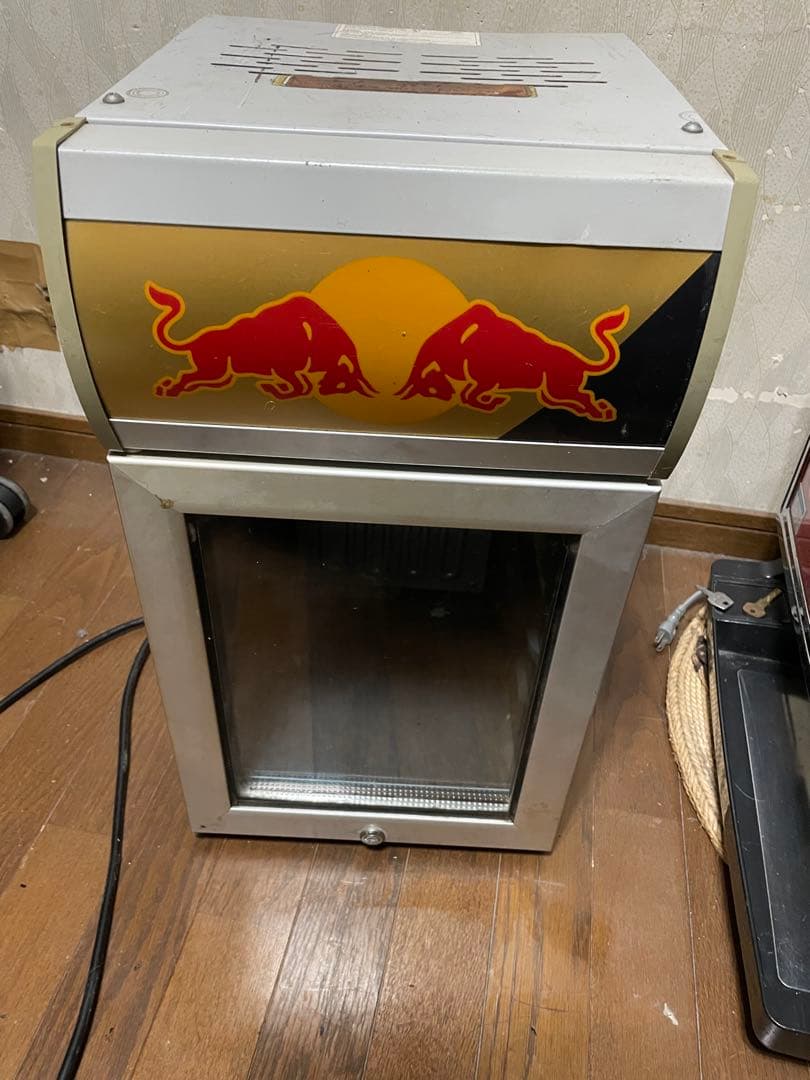 Red Bull 冷蔵庫 コンプレッサー式