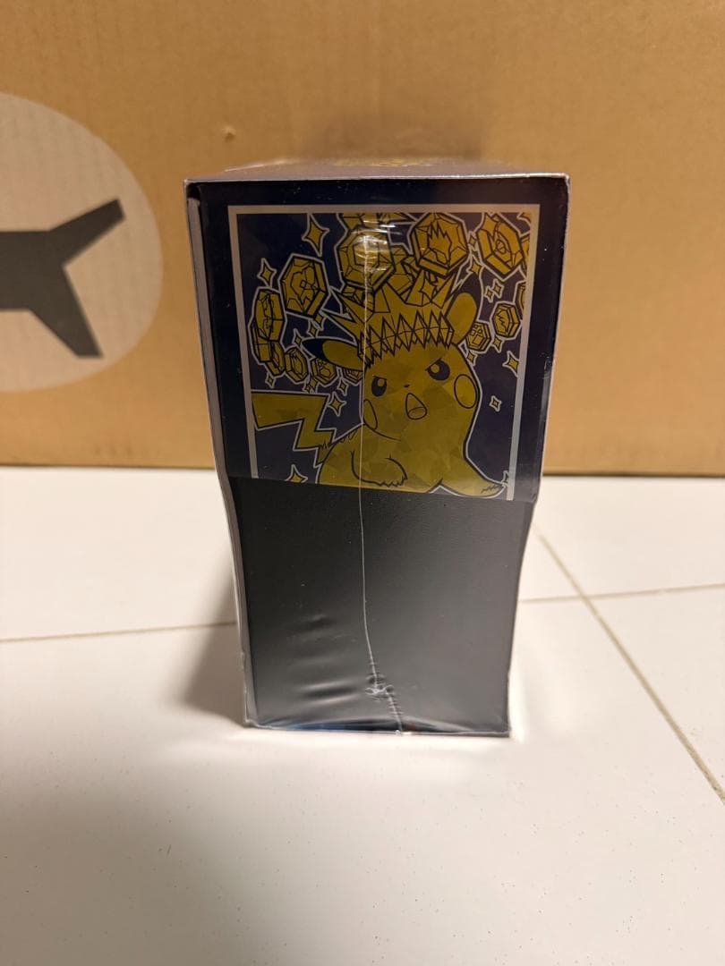 【海外版】ポケモンカード surging sparksエリートトレーナーボックス