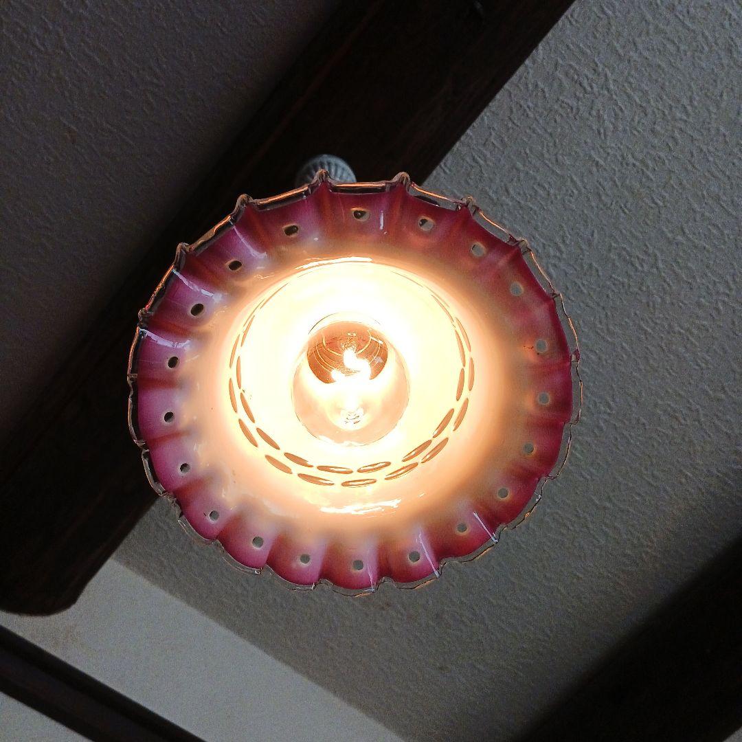 ピンクフリルガラスシェード　アンティーク