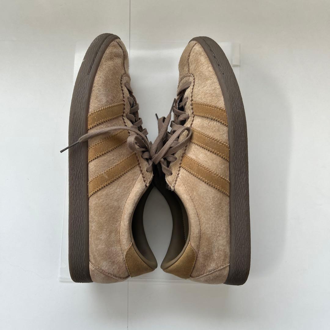 adidas タバコ　ベージュ スエードスニーカー