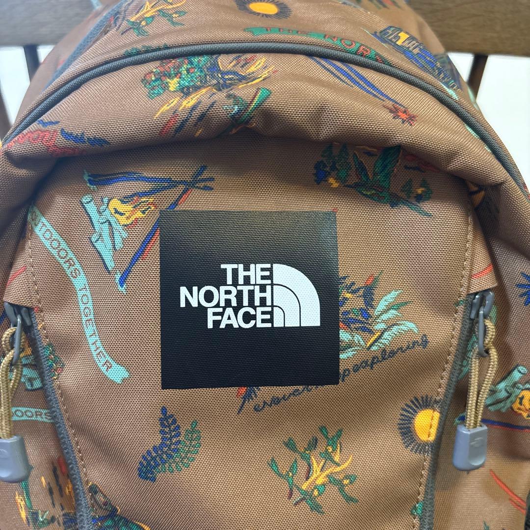ノースフェイス　リュック　キッズ　ラウンディ