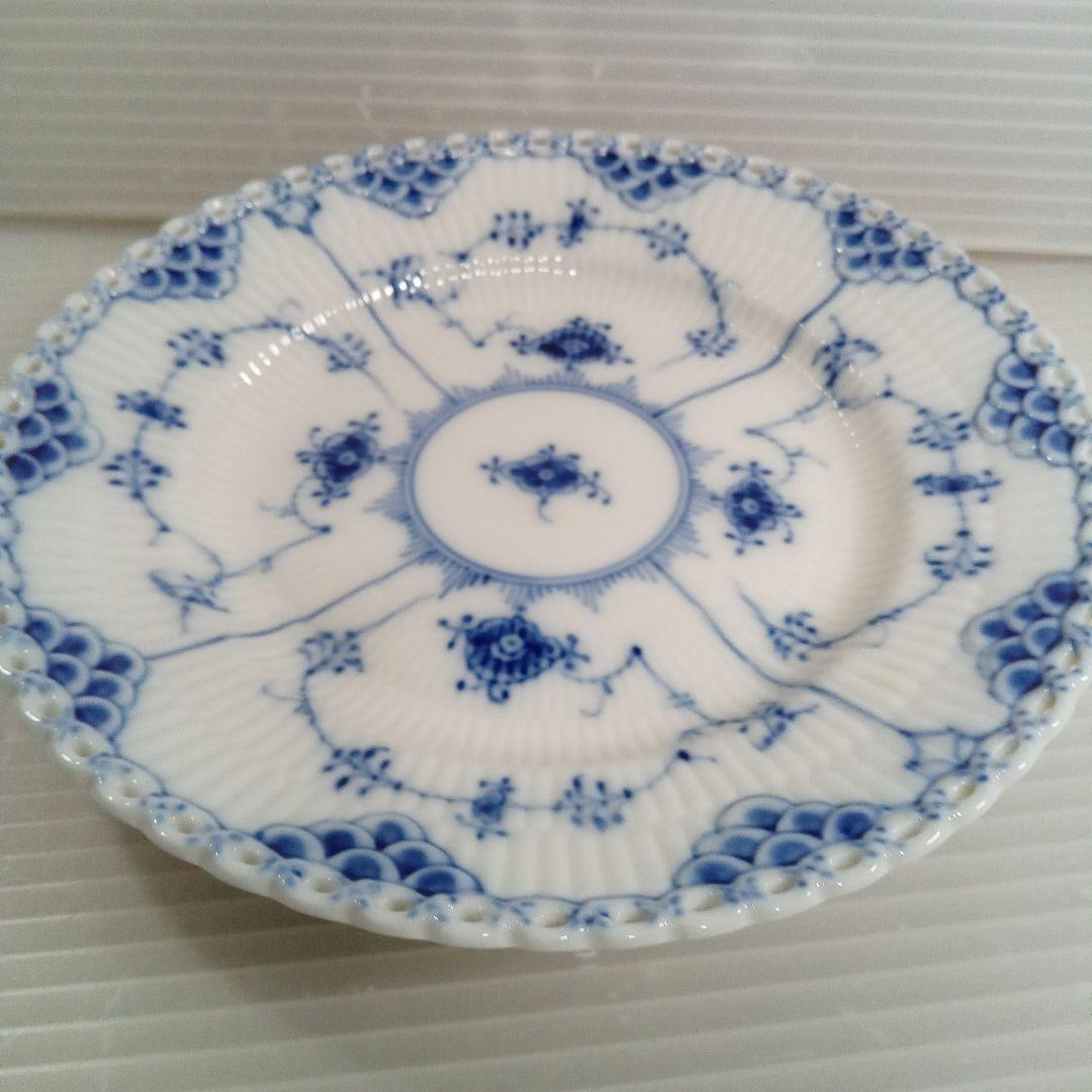 ロイヤルコペンハーゲン ブルーフルーテッド フルレース プレート 皿 17cm