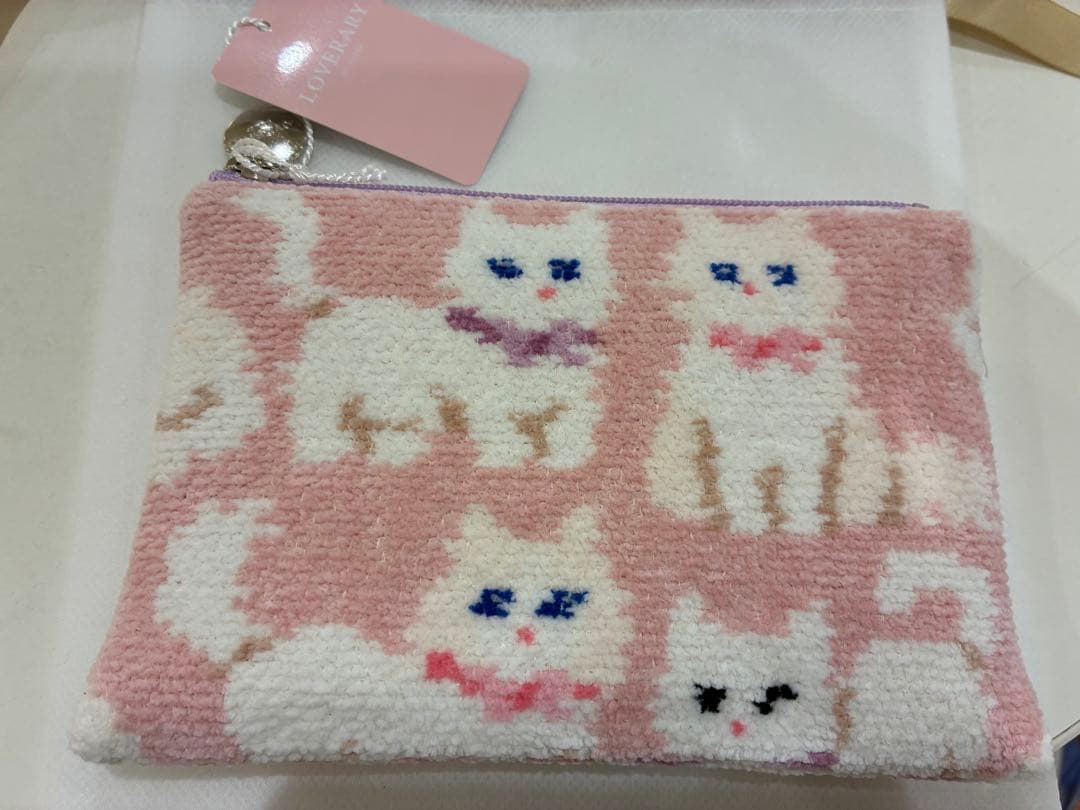 フェイラー モフモフネコちゃん　ティッシュポーチ　新品未使用