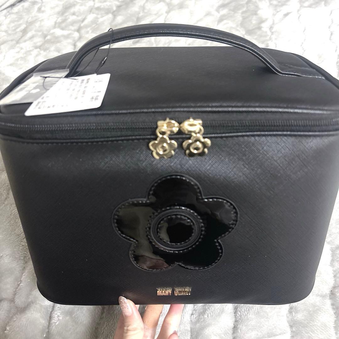 サフィアーノ デイジーパッチ バニティXL（ブラック）