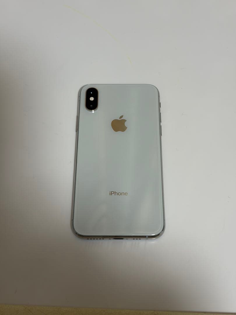 津*田様 Apple iPhone XS シルバー 画面傷あり