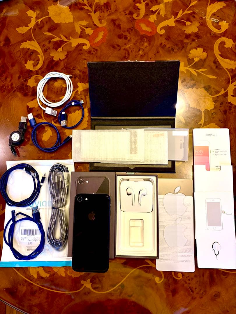 iPhone 8 64GB スペースグレーSIM フリー