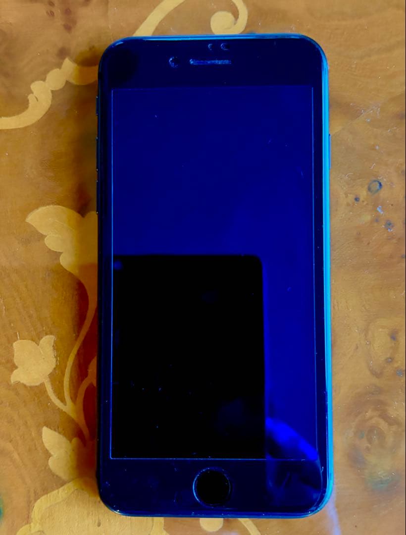 iPhone 8 64GB スペースグレーSIM フリー