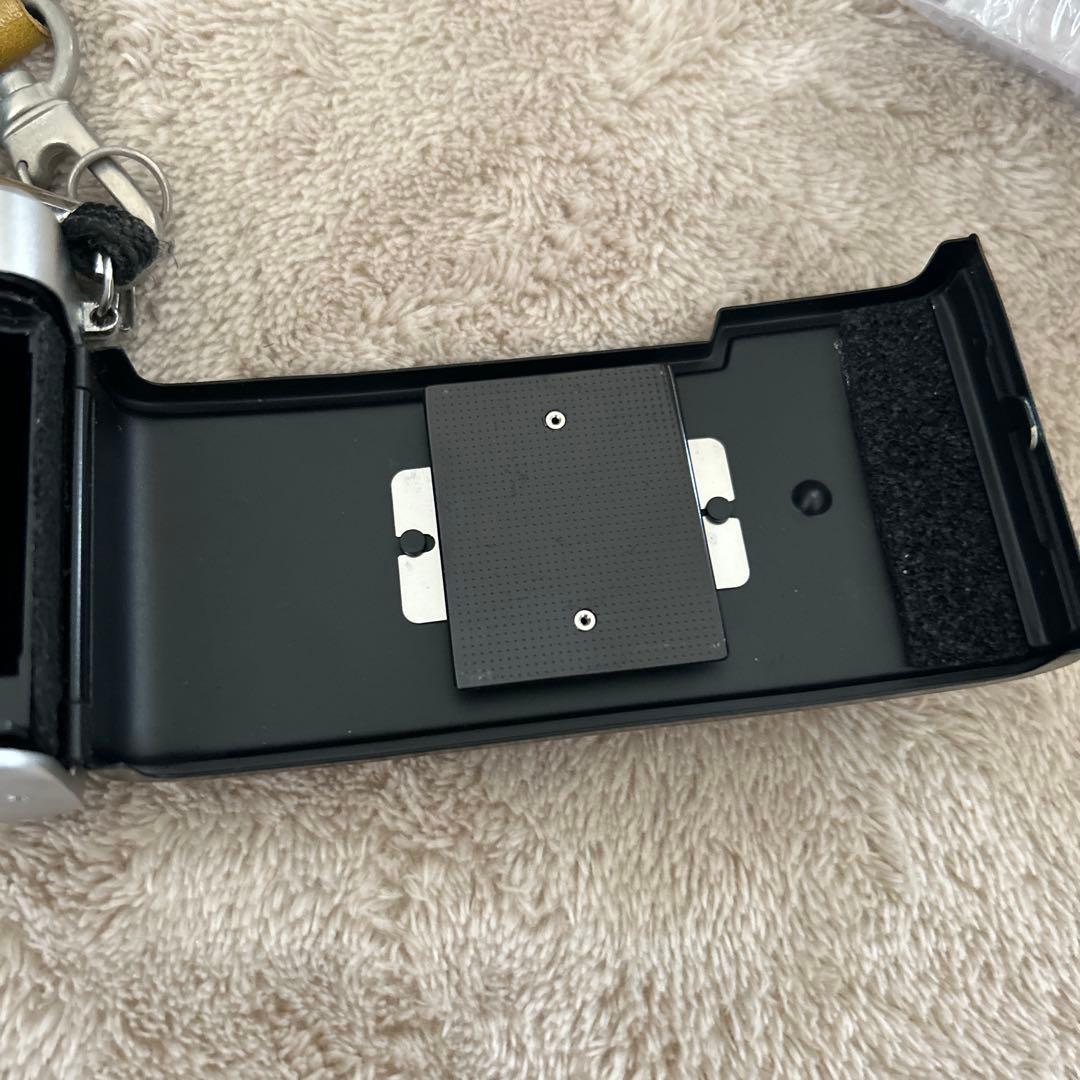 【OLYMPUS PEN】フィルムカメラ オリーブグリーン EE-3