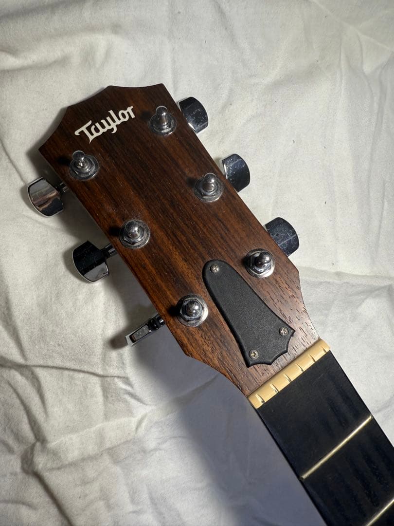 Taylor エレアコ　114ce