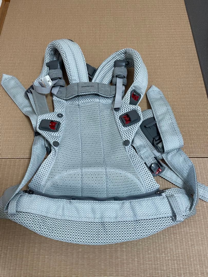 ベビーキャリア　ハーモニー　シルバー