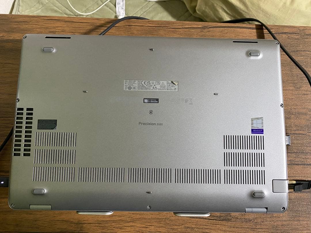 DELL 15.6インチ ノートPC シルバー COREi7