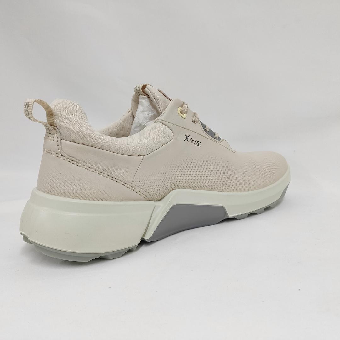 ○★新品 未使用 ECCO GOLF バイオムハイブリッド4 定番ゴルフシューズ