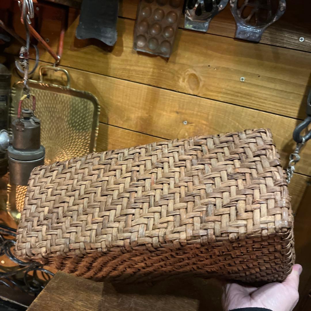 hono希少な山葡萄バック