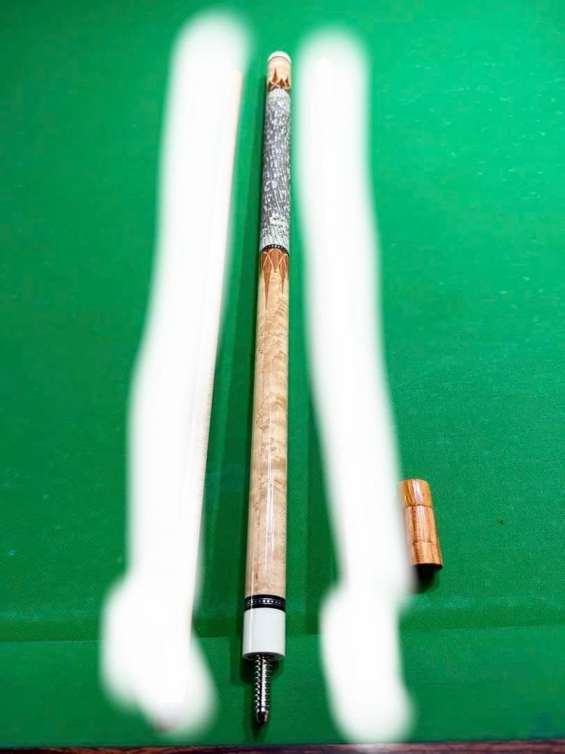 アダムムサシ　ビリヤードキュー