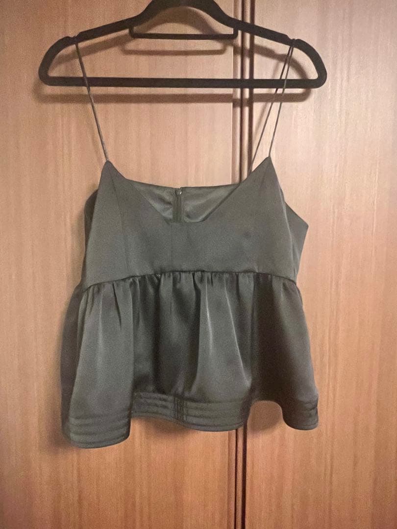 machatt サテンタックワイドパンツ&トップス　38