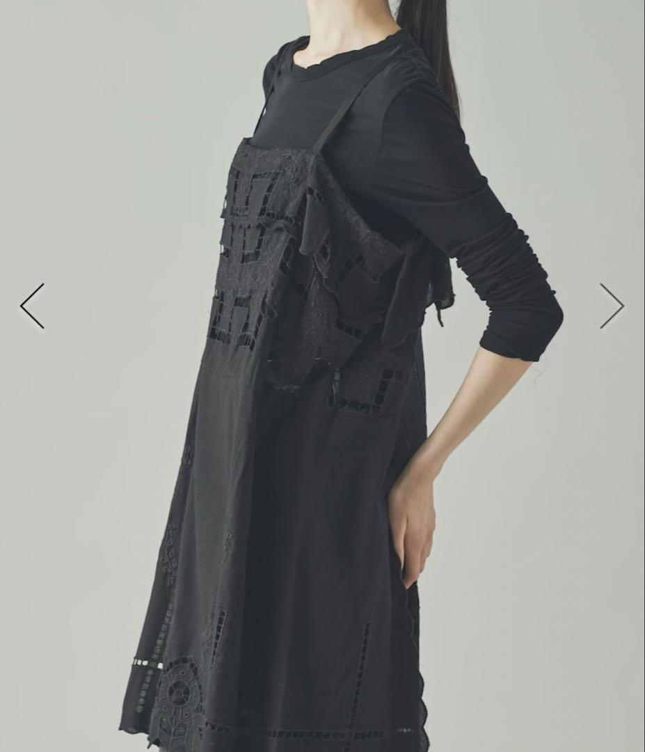 カレンソロジー　カットワーククロスブラウス