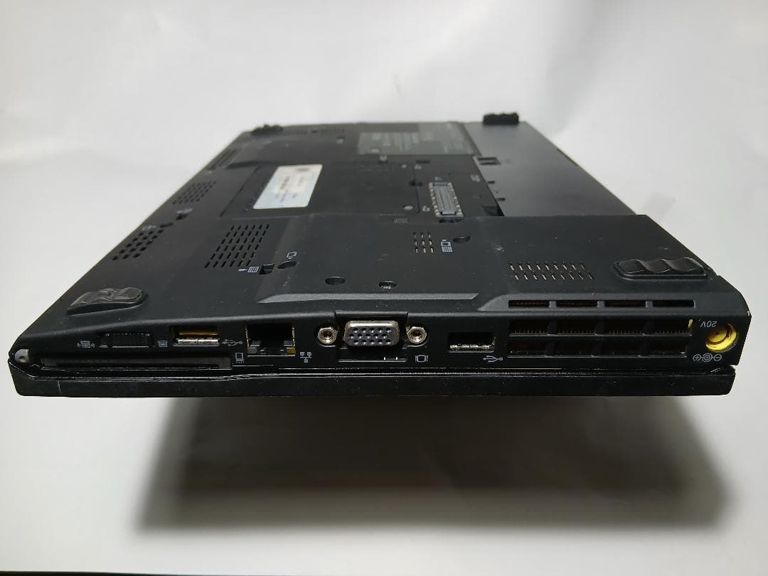 良品thinkpadX201 i5 RAM 8GB ウルトラベース